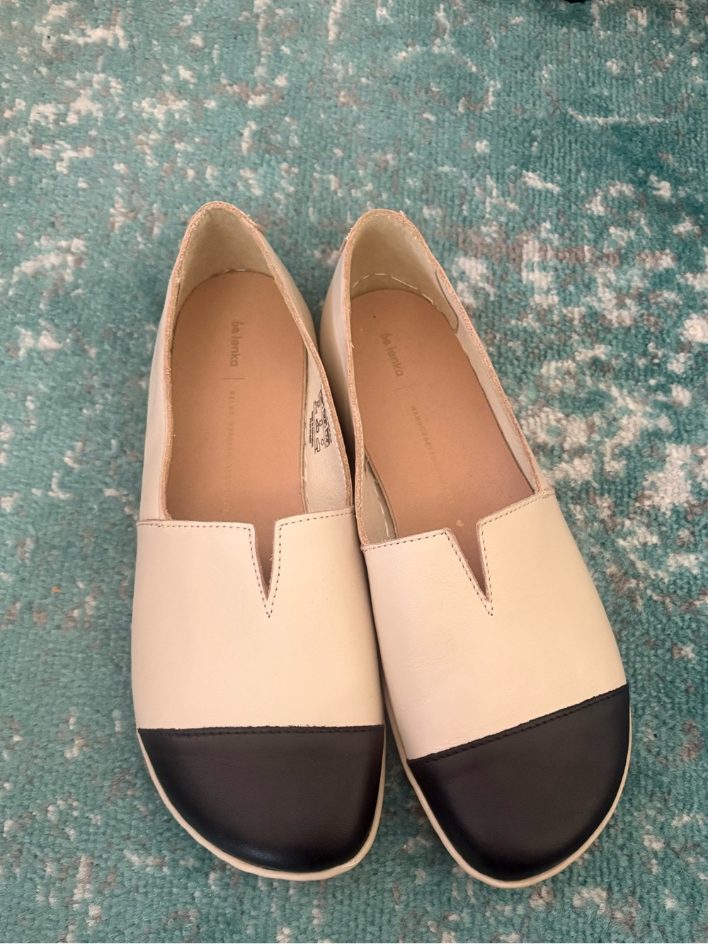 BeLenka Rosaluna Two-Tone V-Cut Slip-On Loafer - Cream and Black - size 40